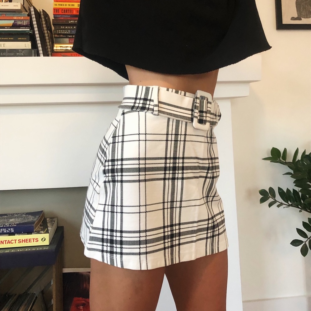 Plaid Skirt in Black and White